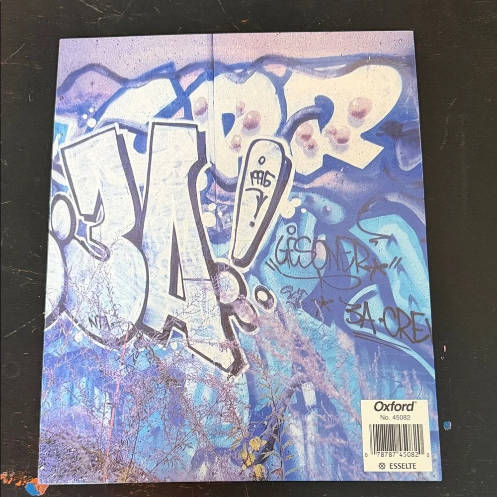 Vintage 90s folder for organizing sketches and paperwork office school work